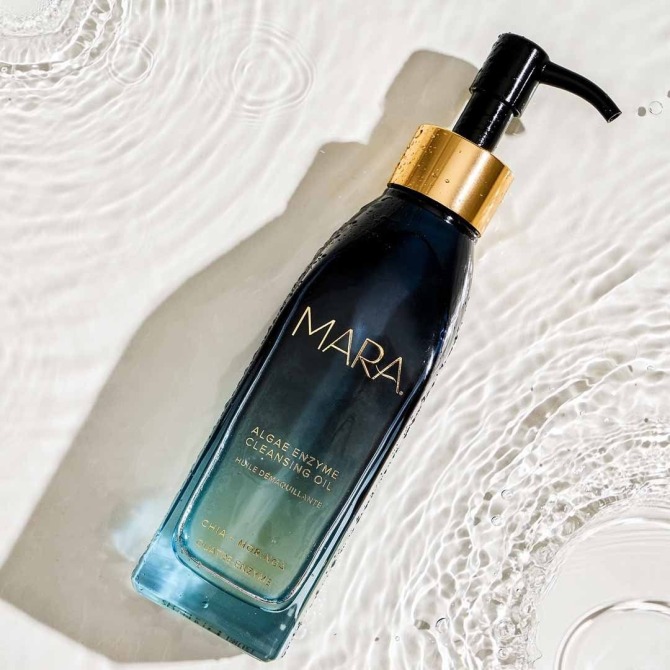 Mara Chia + Moringa Algae Enzyme Cleansing Oil Credo Beauty